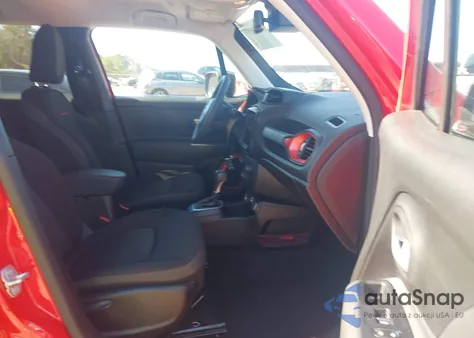 2023 Jeep Renegade Trailhawk 4X4 z USA, uszkodzony, nr VIN ZACNJDC1XPPP36864